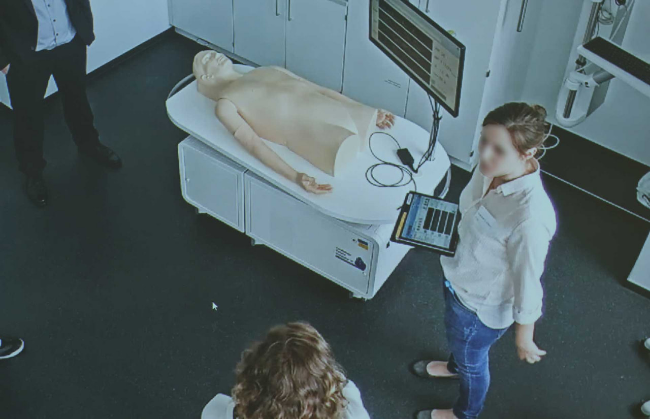 students using simulator K